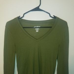Perfect V-neck Long Sleeve Green Tee